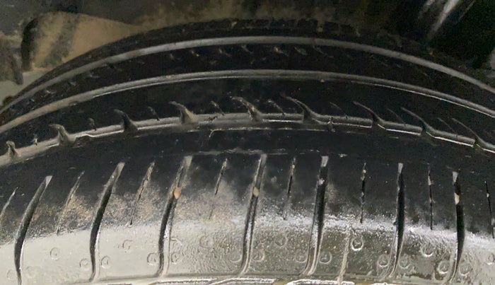 2021 Maruti Swift VXI, Petrol, Manual, 15,282 km, Left Rear Tyre Tread