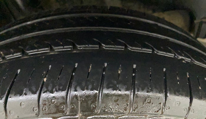 2021 Maruti Swift VXI, Petrol, Manual, 15,282 km, Right Rear Tyre Tread