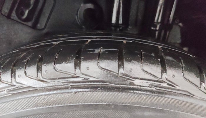 2023 Tata NEXON CREATIVE + 1.5 DIESEL, Diesel, Manual, 56,303 km, Left Rear Tyre Tread