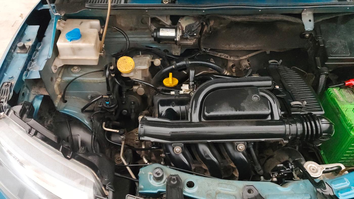 2019 Renault Kwid CLIMBER 1.0 (O), Petrol, Manual, 80,927 km, Engine View - Right