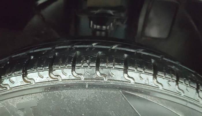 2019 Renault Kwid CLIMBER 1.0 (O), Petrol, Manual, 80,927 km, Right Front Tyre Tread