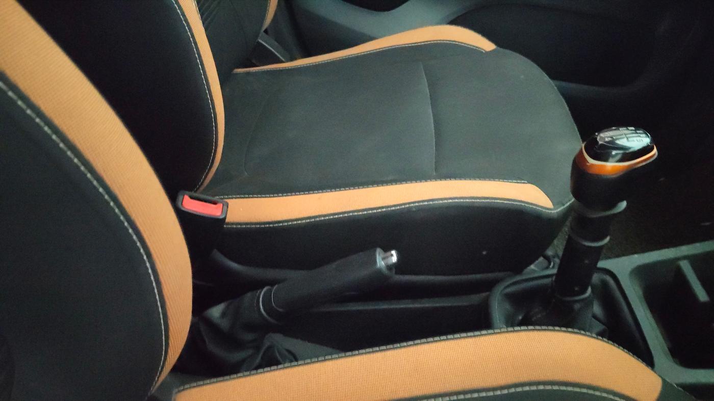 2019 Renault Kwid CLIMBER 1.0 (O), Petrol, Manual, 80,927 km, Gear Lever
