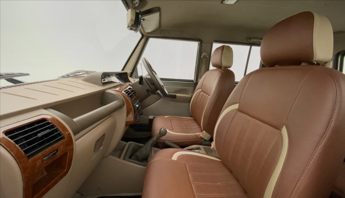 2012 Mahindra Bolero ZLX, Diesel, Manual, 52,055 km, Right Side Front Door Cabin