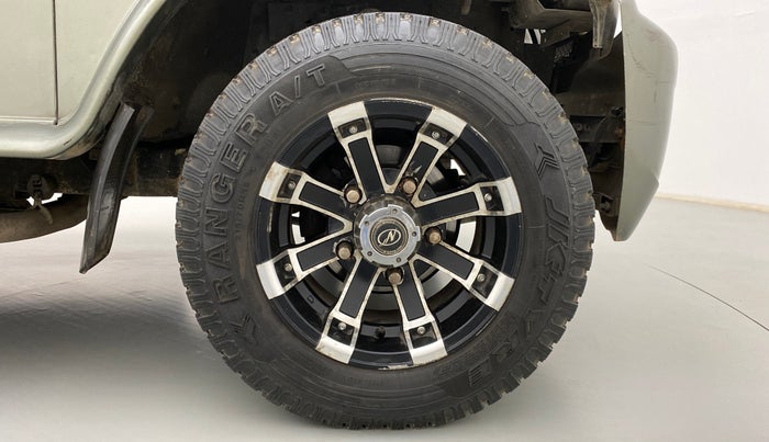 2012 Mahindra Bolero ZLX, Diesel, Manual, 52,055 km, Right Front Wheel