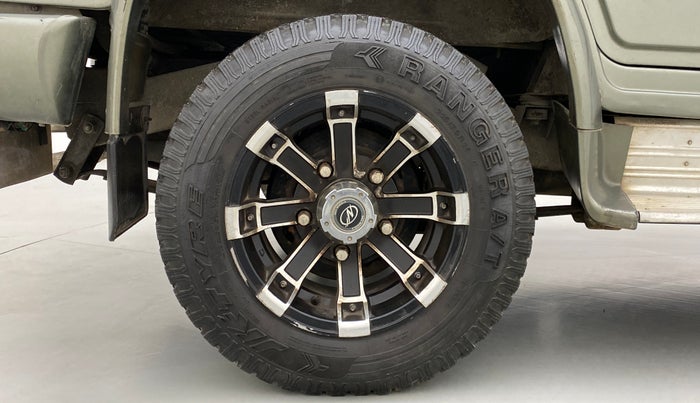 2012 Mahindra Bolero ZLX, Diesel, Manual, 52,055 km, Right Rear Wheel
