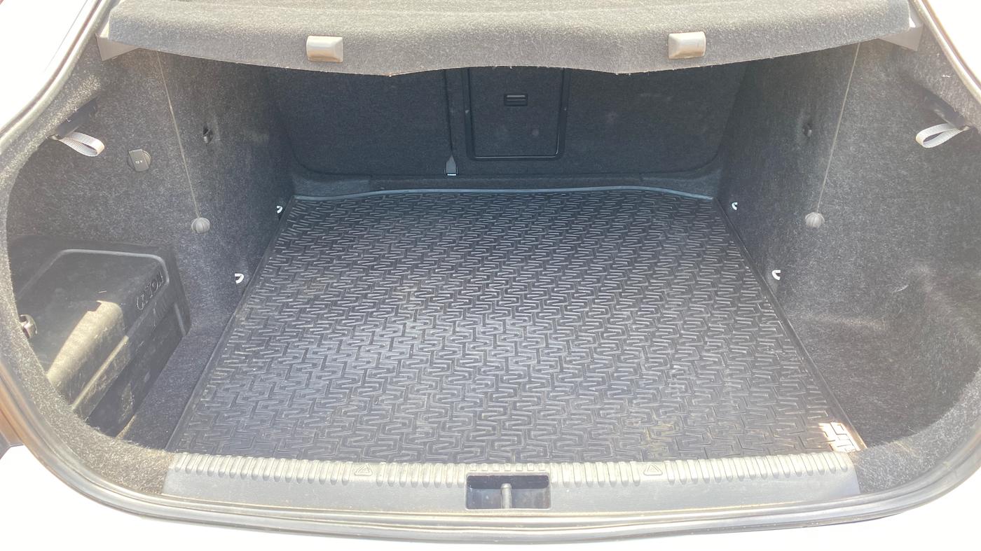 2018 Skoda Octavia L&K 1.8 TSI AT, Petrol, Automatic, 99,240 km, Boot Inside