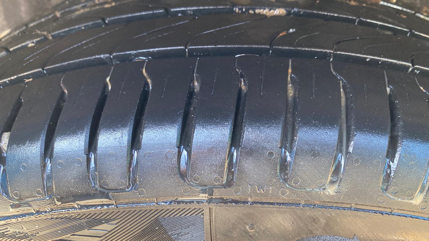2018 Skoda Octavia L&K 1.8 TSI AT, Petrol, Automatic, 99,240 km, Left Rear Tyre Tread