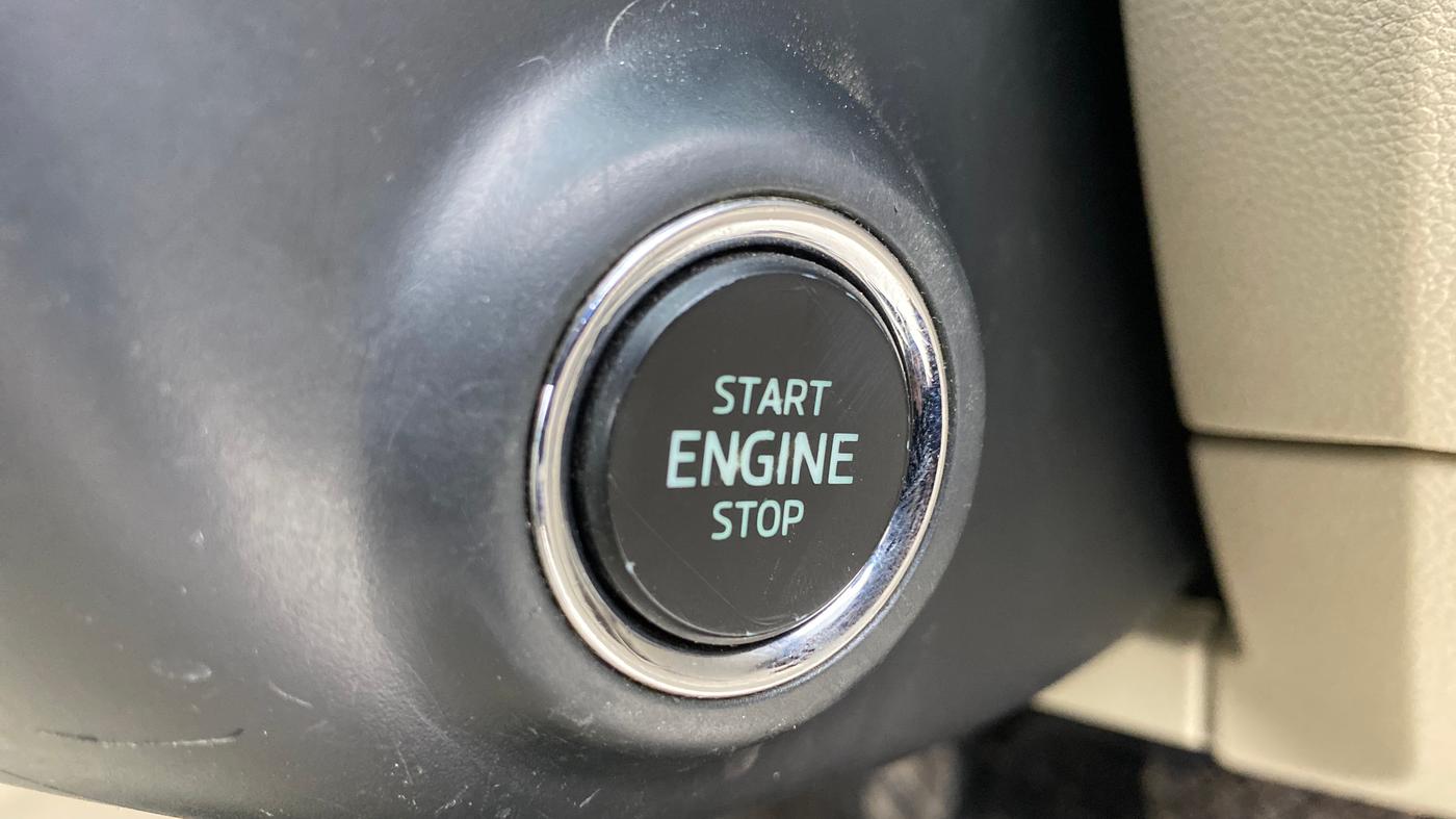 2018 Skoda Octavia L&K 1.8 TSI AT, Petrol, Automatic, 99,240 km, Keyless Start/ Stop Button
