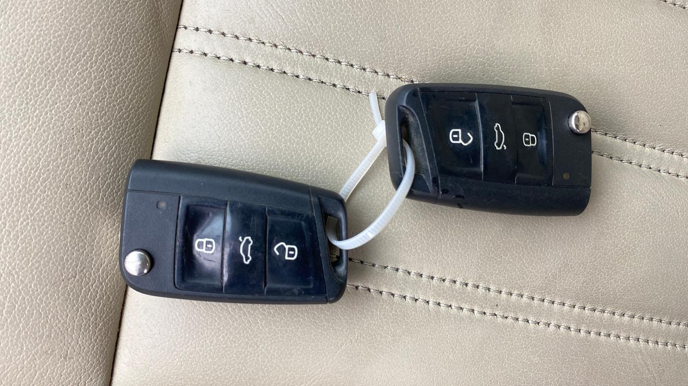 2018 Skoda Octavia L&K 1.8 TSI AT, Petrol, Automatic, 99,240 km, Key Close Up