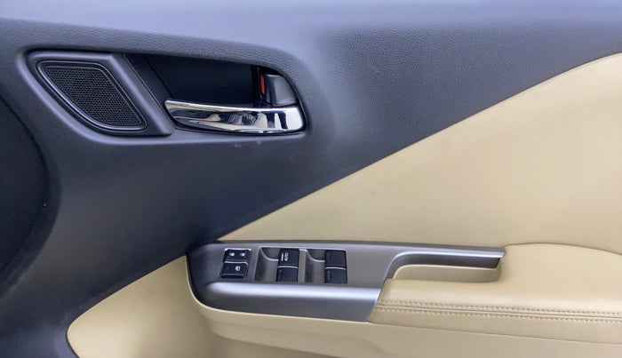 2016 Honda City 1.5L I-VTEC VX CVT, Petrol, Automatic, 68,325 km, Driver Side Door Panels Control