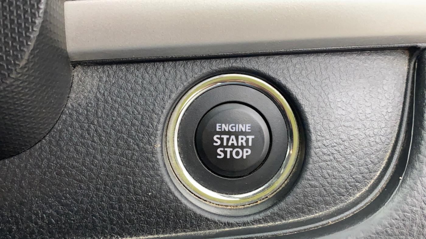 2015 Maruti Swift ZXI, Petrol, Manual, 82,313 km, Keyless Start/ Stop Button
