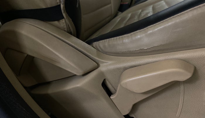 2018 Ford Figo Aspire TITANIUM PLUS 1.2 PETROL, Petrol, Manual, 76,562 km, Driver Side Adjustment Panel