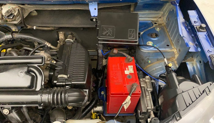 2018 Renault Kwid CLIMBER 1.0 AMT, Petrol, Automatic, 24,622 km, Engine View - Left