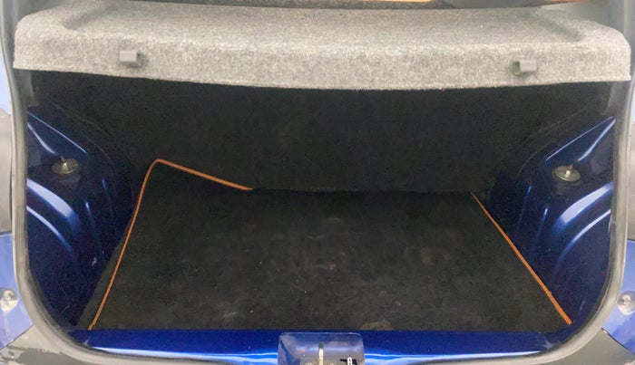 2018 Renault Kwid CLIMBER 1.0 AMT, Petrol, Automatic, 24,622 km, Boot Inside