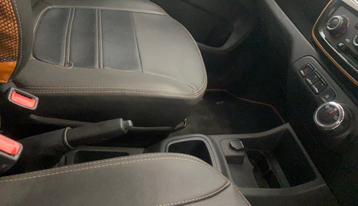 2018 Renault Kwid CLIMBER 1.0 AMT, Petrol, Automatic, 24,622 km, Gear Lever