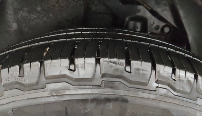 2020 Tata Harrier XZA PLUS 2.0L, Diesel, Automatic, 64,403 km, Right Rear Tyre Tread