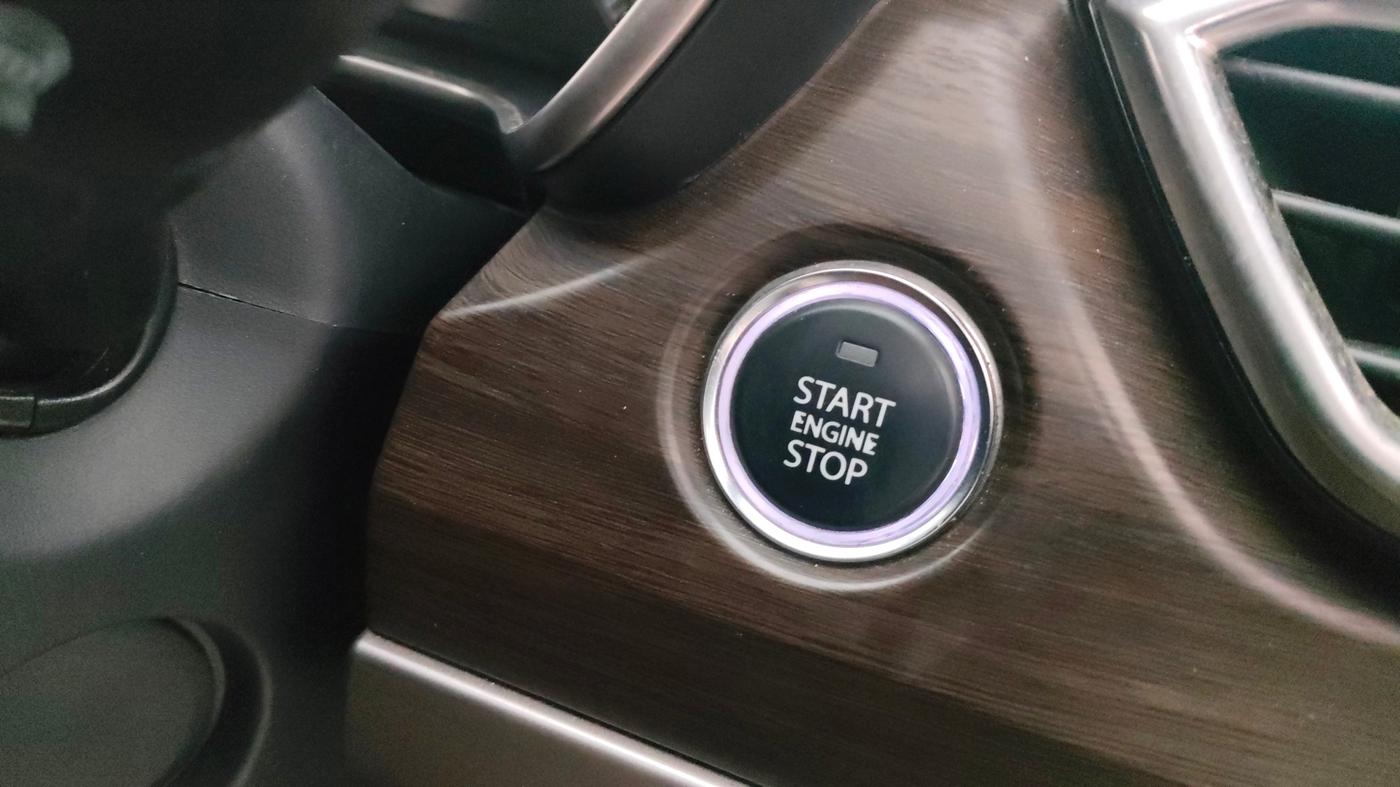 2020 Tata Harrier XZA PLUS 2.0L, Diesel, Automatic, 64,403 km, Keyless Start/ Stop Button