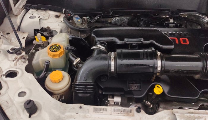 2020 Tata Harrier XZA PLUS 2.0L, Diesel, Automatic, 64,403 km, Engine View - Right