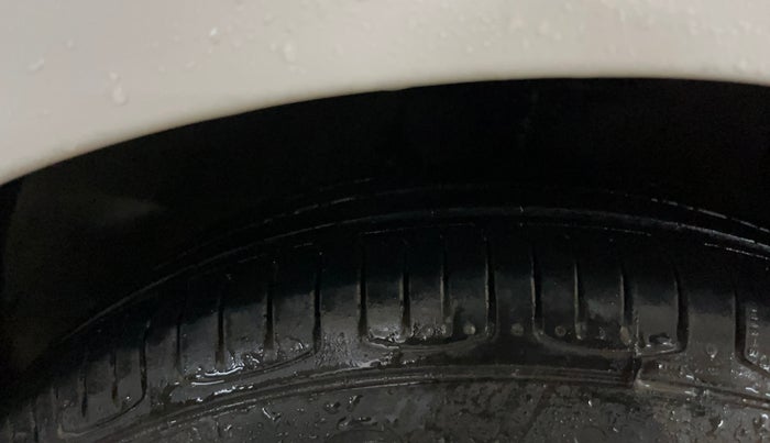 2014 Hyundai Grand i10 ASTA (O) 1.2 KAPPA VTVT, Petrol, Manual, 37,807 km, Right Front Tyre Tread