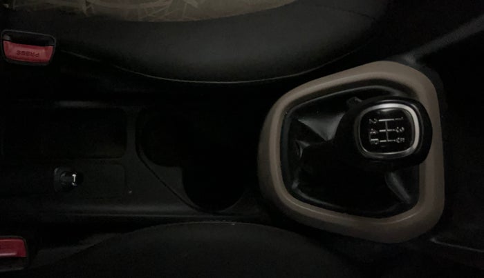 2014 Hyundai Grand i10 ASTA (O) 1.2 KAPPA VTVT, Petrol, Manual, 37,807 km, Gear Lever