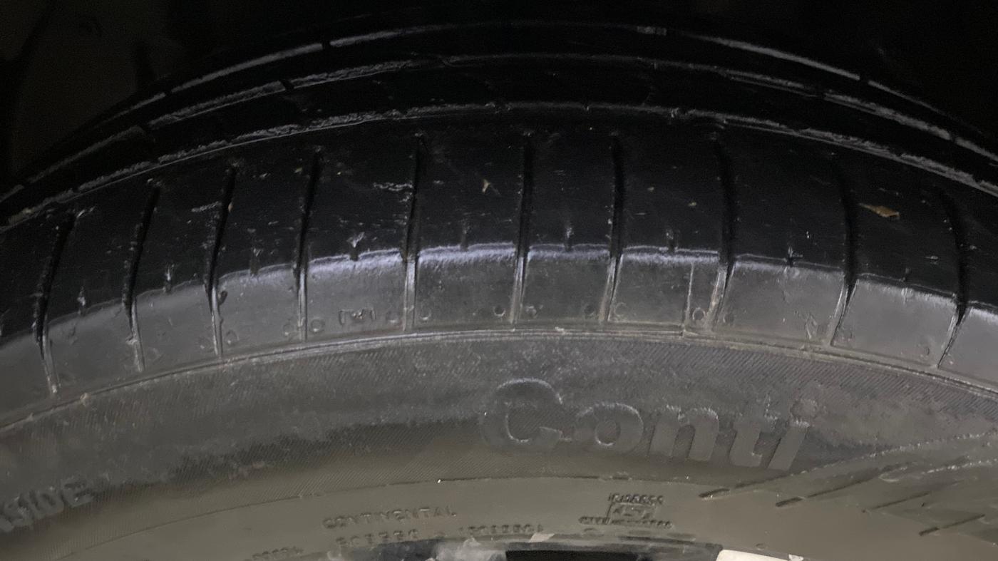 2020 MG HECTOR SHARP 1.5 DCT PETROL, Petrol, Automatic, 39,292 km, Left Front Tyre Tread