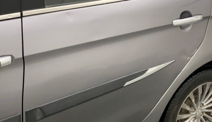 2017 Maruti Ciaz ALPHA  AT 1.4  PETROL, CNG, Automatic, 1,20,295 km, Rear left door - Slightly dented