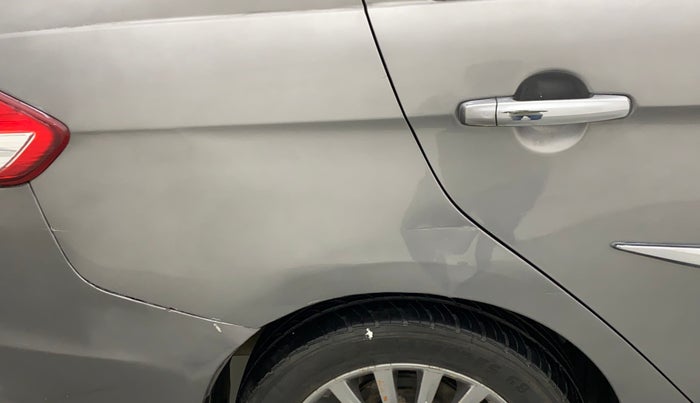 2017 Maruti Ciaz ALPHA  AT 1.4  PETROL, CNG, Automatic, 1,20,295 km, Right quarter panel - Minor scratches