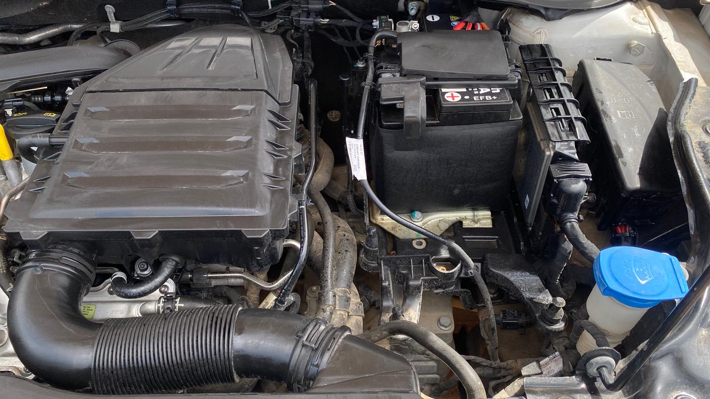 2024 Volkswagen VIRTUS TOPLINE TSI 1.0 AT, Petrol, Automatic, 20,053 km, Engine View - Left