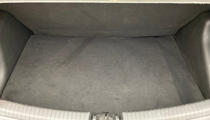 2014 Hyundai Grand i10 MAGNA 1.2 KAPPA VTVT, Petrol, Manual, 34,913 km, Boot Inside