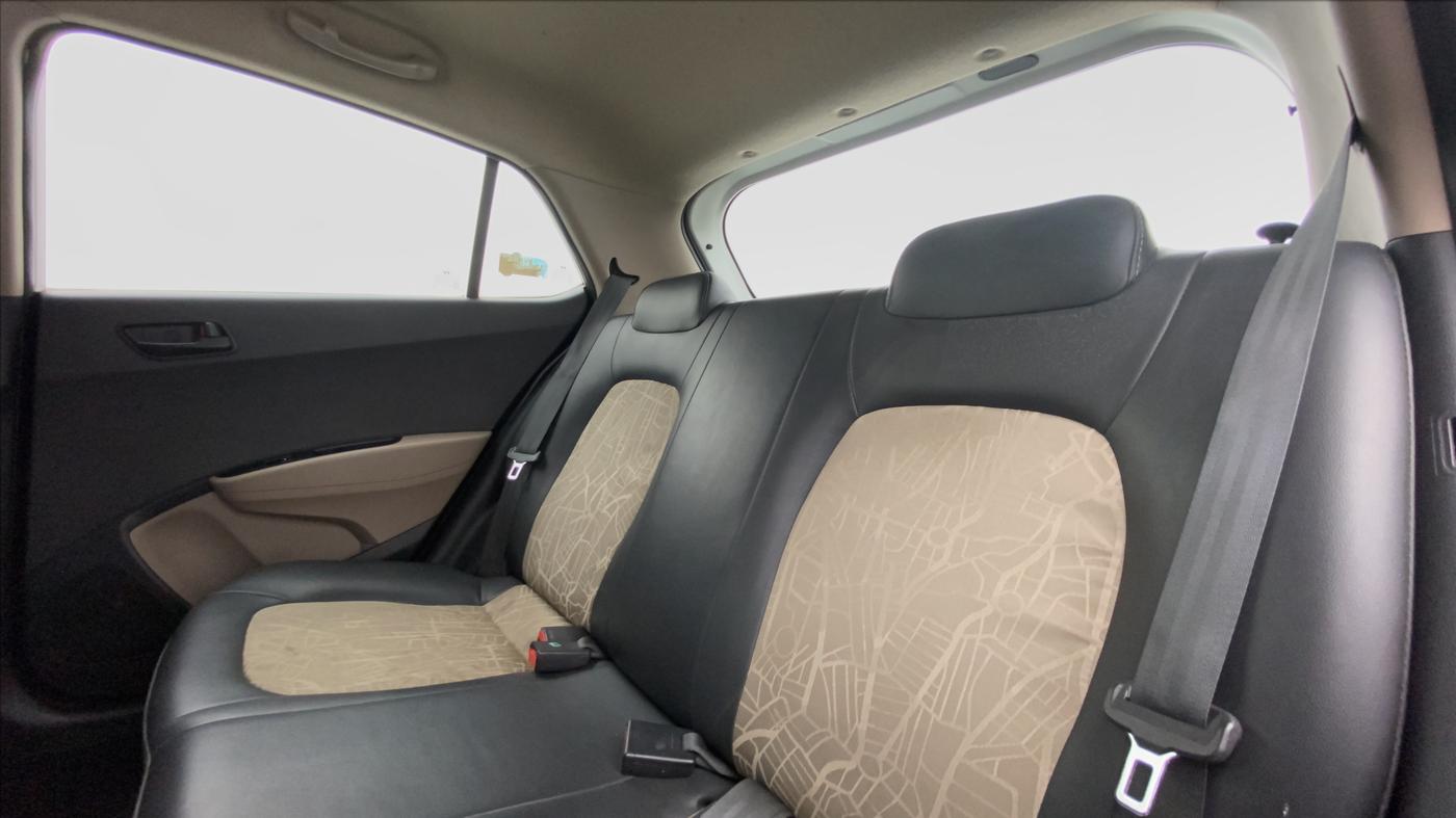 2014 Hyundai Grand i10 MAGNA 1.2 KAPPA VTVT, Petrol, Manual, 34,913 km, Right Side Rear Door Cabin