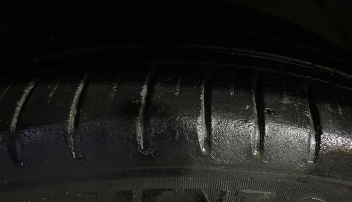 2022 MG HECTOR SHARP 1.5 PETROL CVT, Petrol, Automatic, 28,388 km, Left Front Tyre Tread