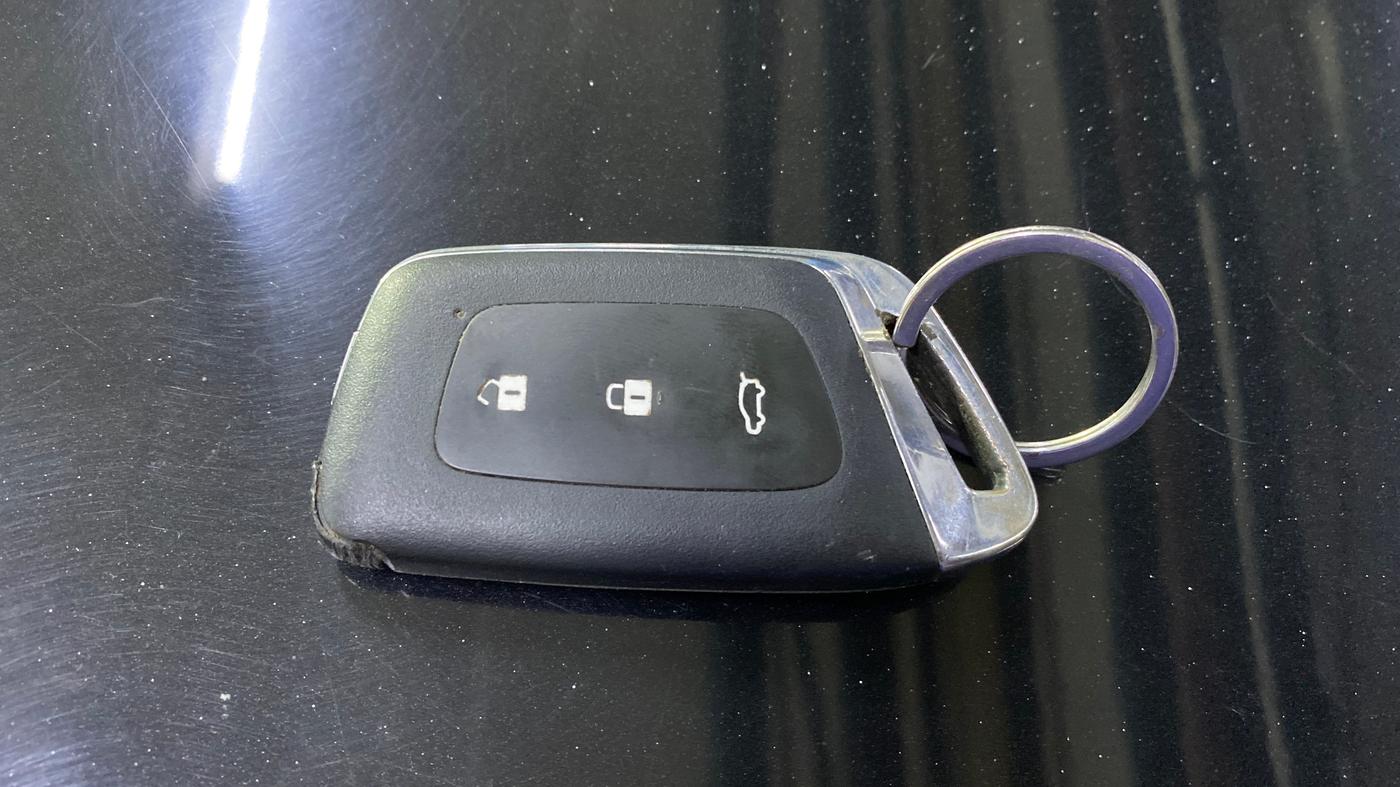 2022 MG HECTOR SHARP 1.5 PETROL CVT, Petrol, Automatic, 28,324 km, Key Close Up