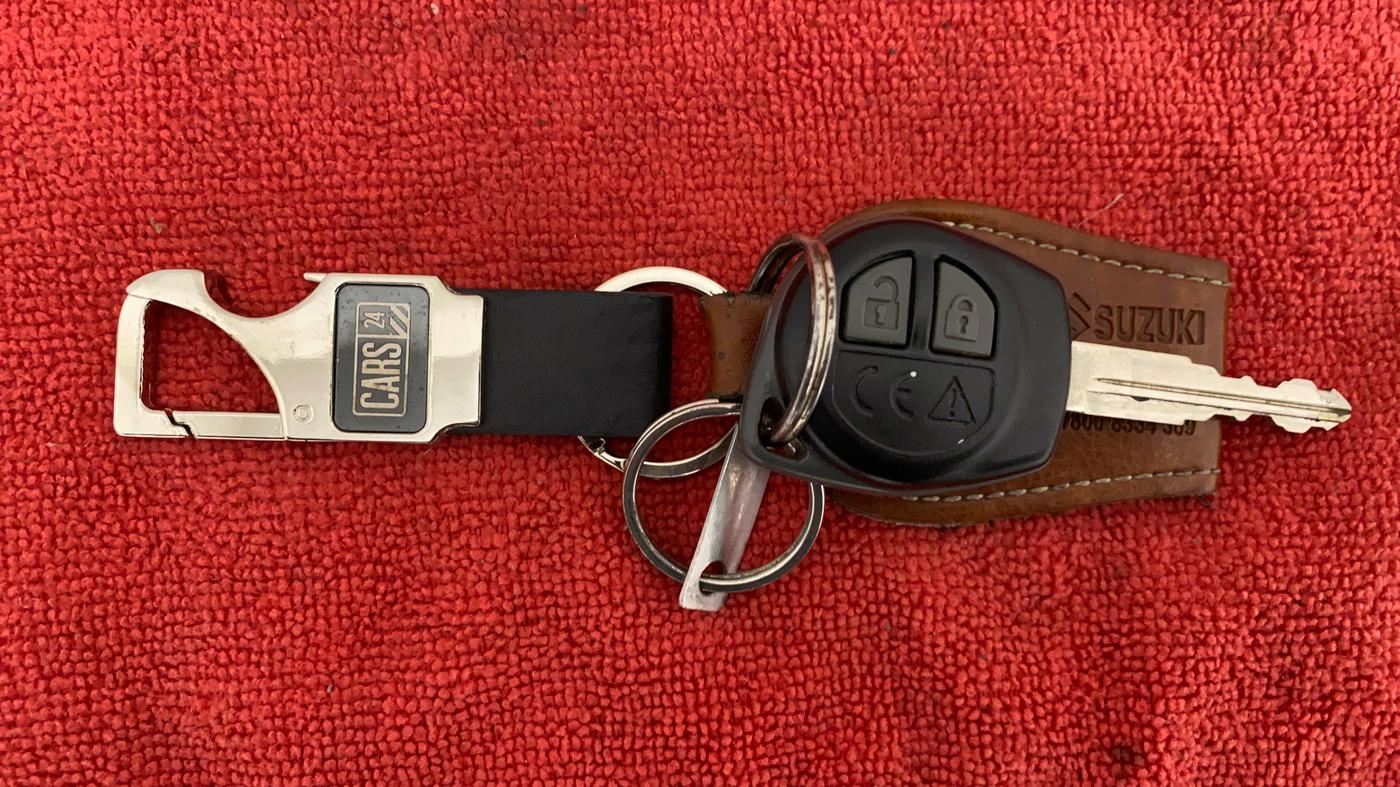 2021 Maruti S PRESSO VXI (O) CNG, CNG, Manual, 24,279 km, Key Close Up