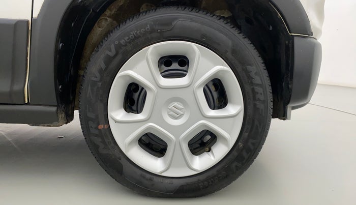2021 Maruti S PRESSO VXI (O) CNG, CNG, Manual, 24,279 km, Right Front Wheel
