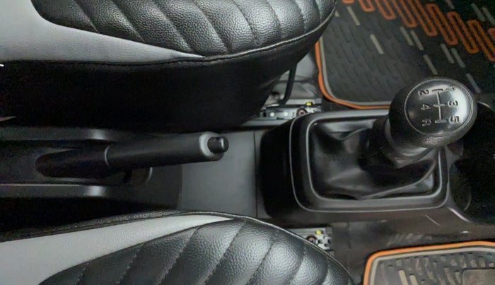 2021 Maruti S PRESSO VXI (O) CNG, CNG, Manual, 24,279 km, Gear Lever