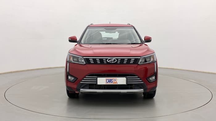 2022 Mahindra XUV300 W8 (O) 1.2 PETROL AMT, Petrol, Automatic, 11,127 km, Front