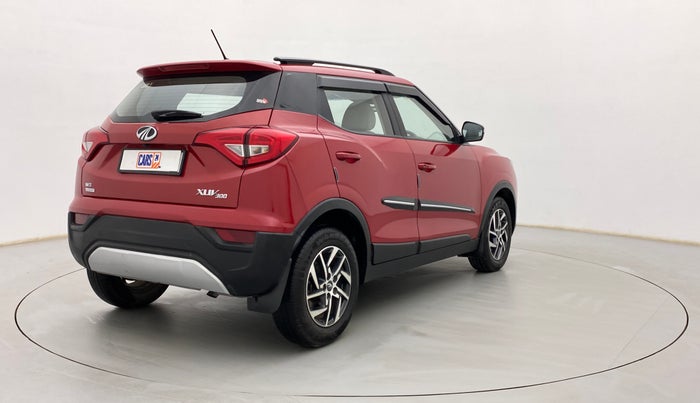 2022 Mahindra XUV300 W8 (O) 1.2 PETROL AMT, Petrol, Automatic, 11,127 km, Right Back Diagonal