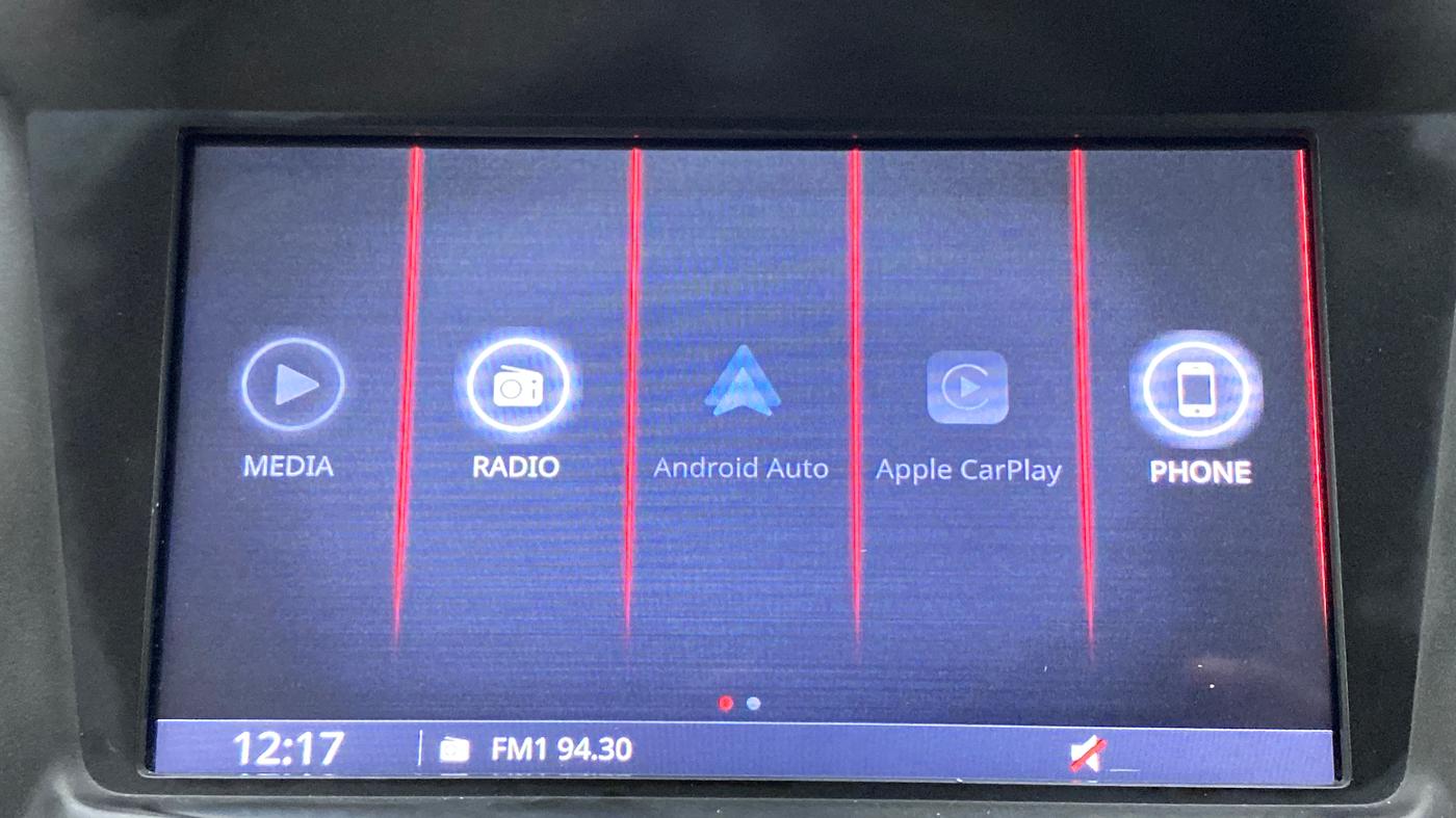 2022 Mahindra XUV300 W8 (O) 1.2 PETROL AMT, Petrol, Automatic, 11,127 km, Apple CarPlay and Android Auto