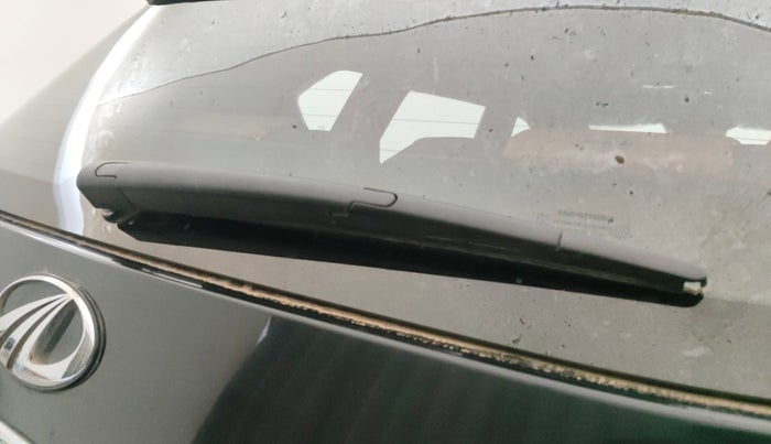 2022 Mahindra ALTURAS G4 4WD AT, Diesel, Automatic, 28,121 km, Rear Wiper