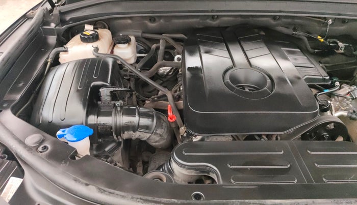 2022 Mahindra ALTURAS G4 4WD AT, Diesel, Automatic, 28,121 km, Engine View - Right