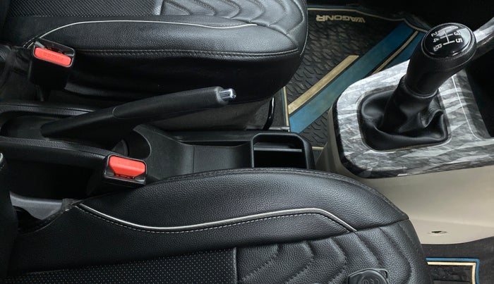 2019 Maruti New Wagon-R VXI 1.2L, Petrol, Manual, 24,131 km, Gear Lever