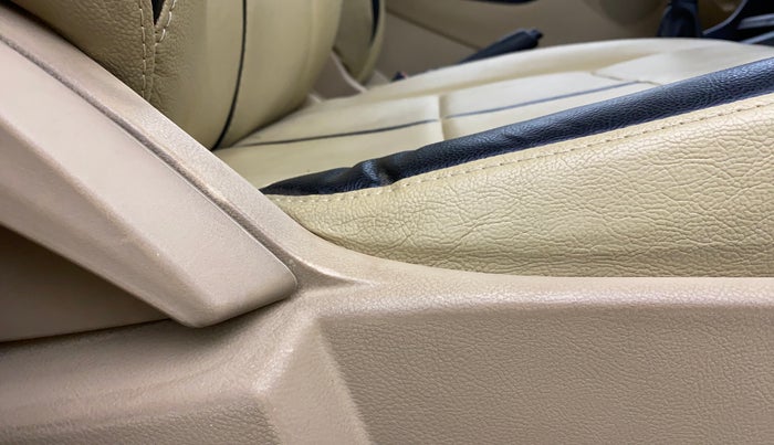 2015 Ford Figo Aspire AMBIENTE 1.2 PETROL, Petrol, Manual, 21,424 km, Driver Side Adjustment Panel