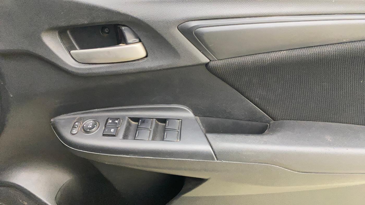 2018 Honda WR-V 1.2L I-VTEC S MT, Petrol, Manual, 80,450 km, Driver Side Door Panels Control