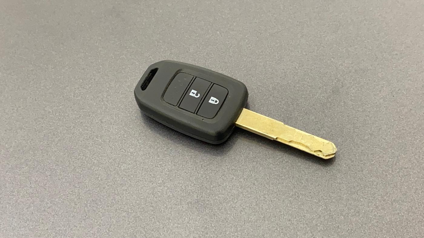 2018 Honda WR-V 1.2L I-VTEC S MT, Petrol, Manual, 80,450 km, Key Close Up