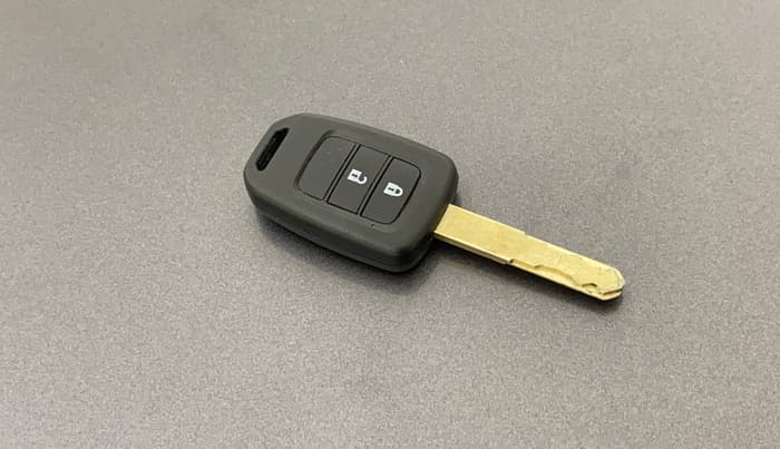 2018 Honda WR-V 1.2L I-VTEC S MT, Petrol, Manual, 80,450 km, Key Close Up