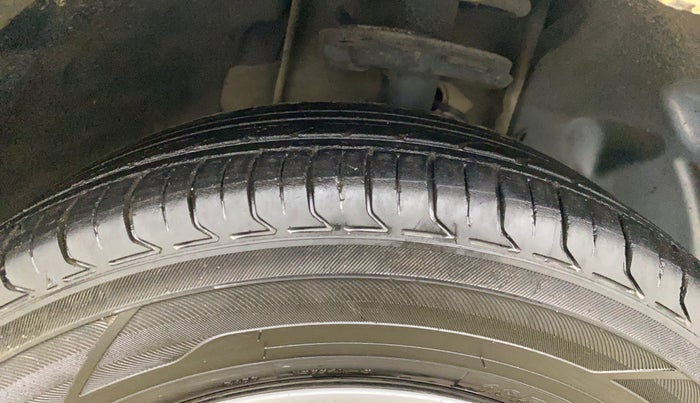 2022 Tata Tiago XZ PLUS CNG, CNG, Manual, 95,093 km, Right Front Tyre Tread