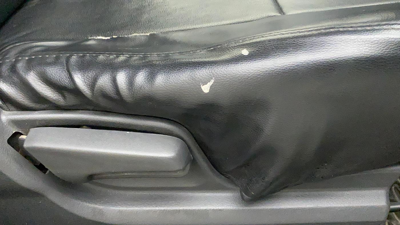 2011 Maruti Swift LXI, Petrol, Manual, 81,771 km, Driver Side Adjustment Panel