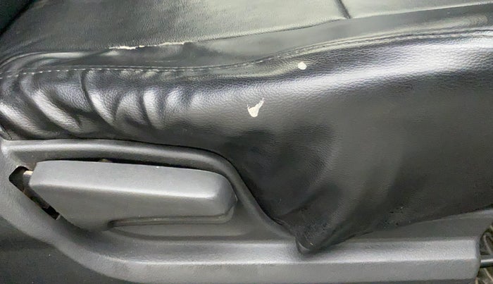 2011 Maruti Swift LXI, Petrol, Manual, 81,771 km, Driver Side Adjustment Panel