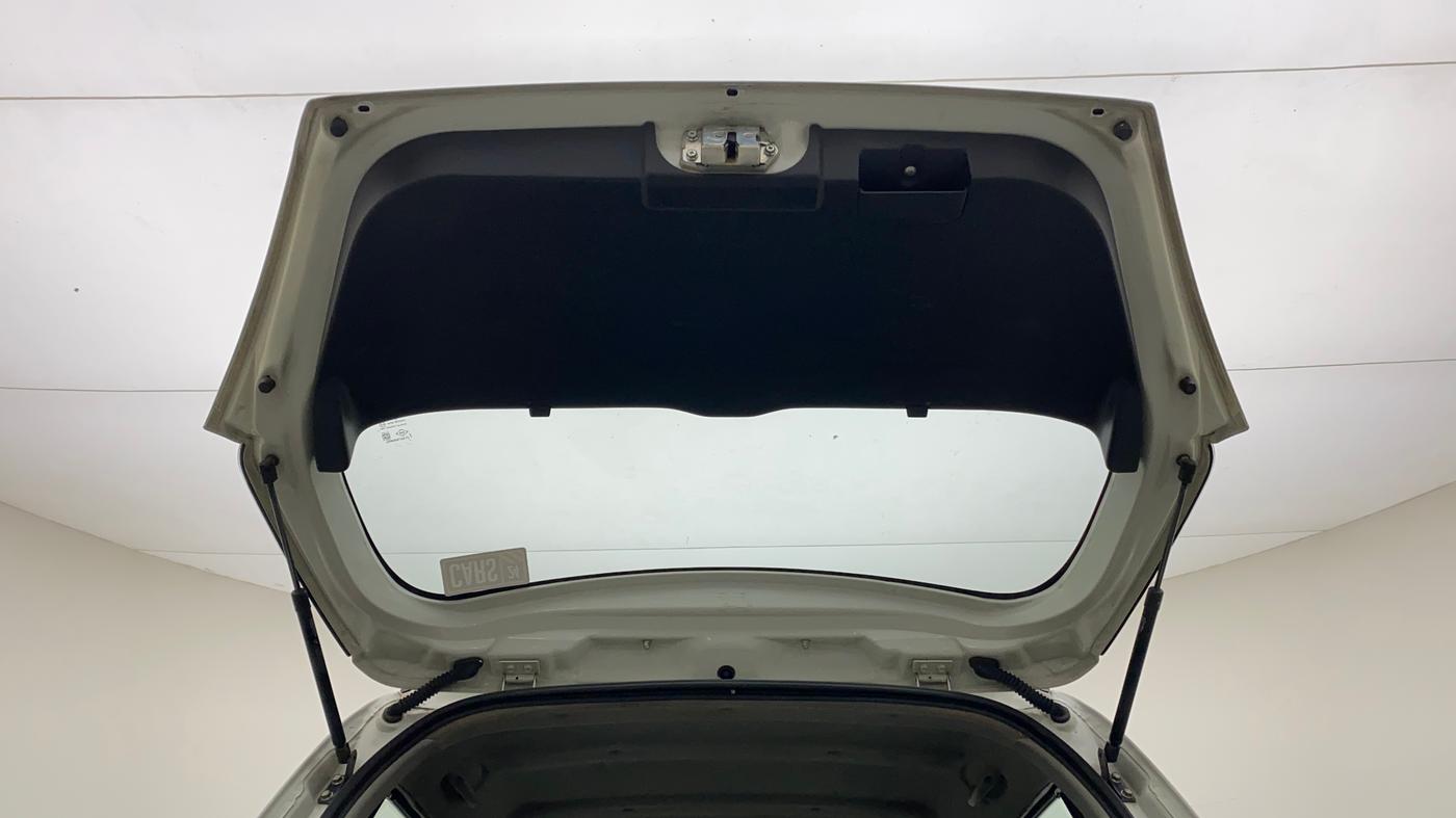2011 Maruti Swift LXI, Petrol, Manual, 81,771 km, Boot Door Open