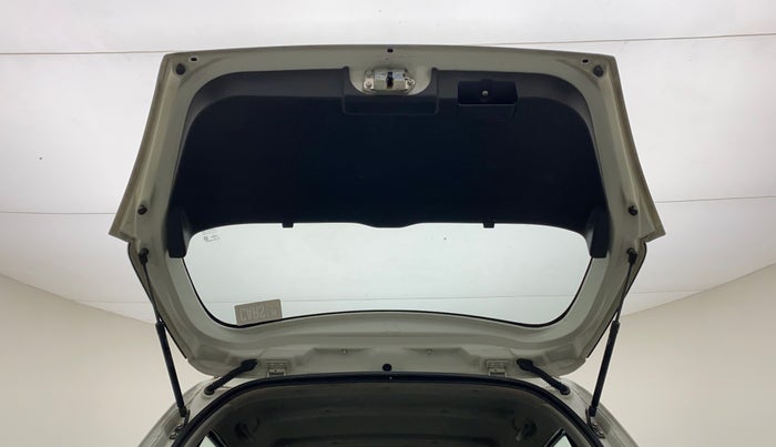 2011 Maruti Swift LXI, Petrol, Manual, 81,771 km, Boot Door Open